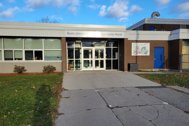 façade de l'école